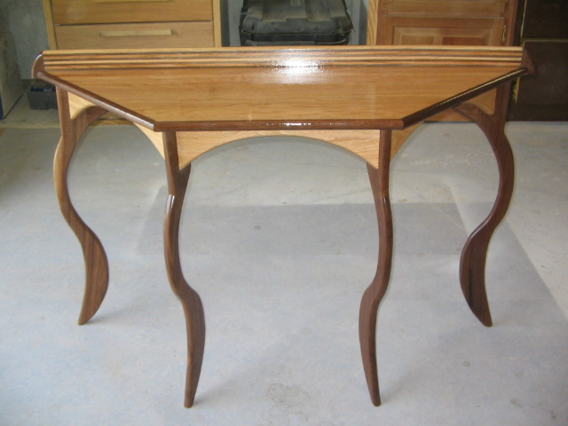 Red Oak / Black Walnut sofa table